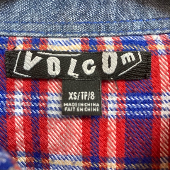 Volcom red plaid top with snaps - Picture 8 of 9